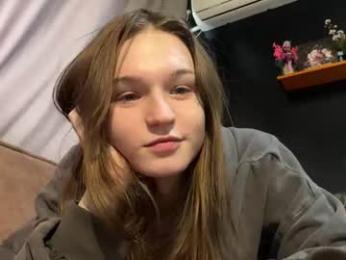 nloraaa — Chaturbate recorded stream image, 01.03.2026 08:20