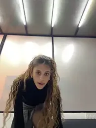 alana15 — Stripchat recorded stream image, 06.03.2025 21:30