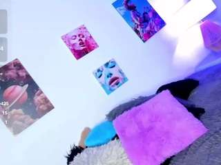 camila-hott1 — Camsoda recorded stream screenshot (04 Mar 2026)