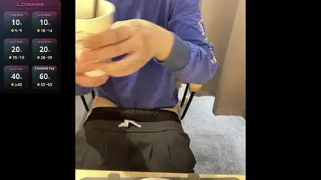 CouplingCry — Stripchat recorded stream image, 05.03.2026 01:40
