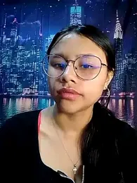 SofieLove_01 — Stripchat recorded stream image, 05.03.2026 05:10