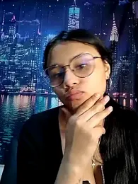 SofieLove_01 — Stripchat recorded stream image, 05.03.2026 05:10