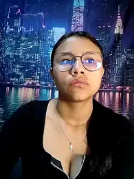 SofieLove_01 — Stripchat recorded stream image, 05.03.2026 05:10