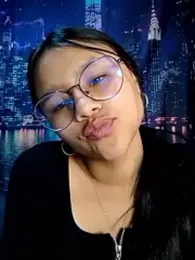 SofieLove_01 — Stripchat recorded stream image, 05.03.2026 05:10