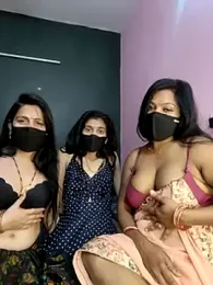 cutee__crazy — Stripchat recorded stream screenshot (05 Mar 2026)