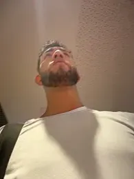 liam_bronw — Stripchat recorded stream image, 05.03.2026 15:50