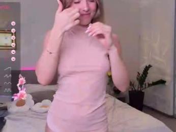 roselyn_rose — Chaturbate recorded stream image, 05.03.2026 15:00