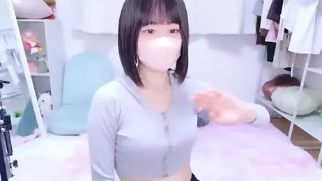 Im_Yu-na — Stripchat recorded stream screenshot (06 Mar 2026)