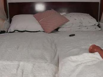 katyerave — Chaturbate recorded stream screenshot (06 Mar 2026)