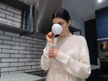 milla_bella — Chaturbate recorded stream screenshot (07 Mar 2026)