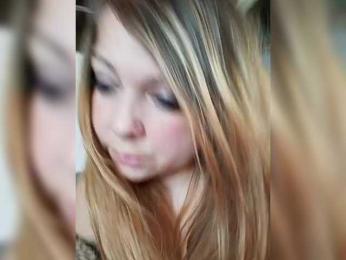 FLUFFY_BEAUTY — Bongacams recorded stream screenshot (06 Mar 2025)