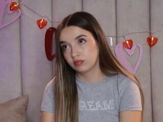 Mila Fiorela — Flirt4free recorded stream screenshot (08 Mar 2026)