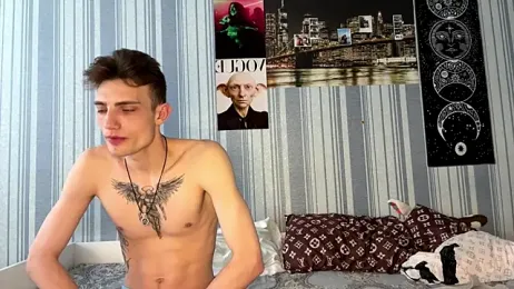 EmiliaCouple — Stripchat recorded stream image, 09.03.2026 06:20