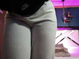 lady-brownn — Camsoda recorded stream image, 09.03.2026 11:10