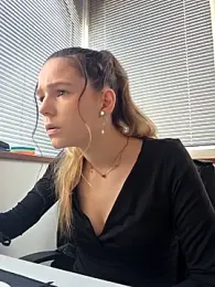 lucie_mehott — Stripchat recorded stream screenshot (10 Mar 2026)