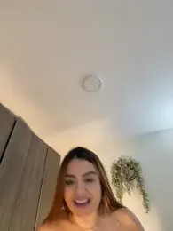 valeria2019hot — Stripchat recorded stream image, 10.03.2026 13:20