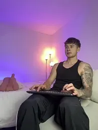 twinguys — Stripchat recorded stream image, 10.03.2026 15:30