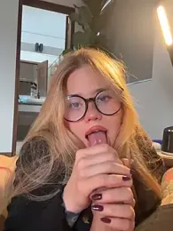 curchez_ — Stripchat recorded stream image, 10.03.2026 20:00