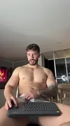 Valenthino_Salvatore — Stripchat recorded stream image, 11.03.2026 03:30