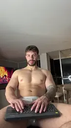 Valenthino_Salvatore — Stripchat recorded stream image, 11.03.2026 03:30