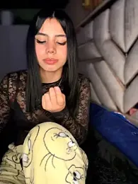 Laura-Khalifa — Stripchat recorded stream image, 11.03.2026 05:10