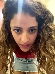 alana15 — Stripchat recorded stream image, 11.03.2026 21:30