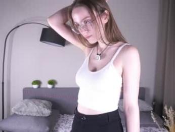minnietammy — Chaturbate recorded stream image, 12.03.2026 13:00