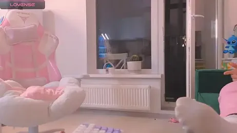 Britney_Lynch — Stripchat recorded stream image, 12.03.2026 19:00
