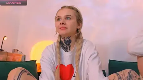 Britney_Lynch — Stripchat recorded stream image, 12.03.2026 19:00