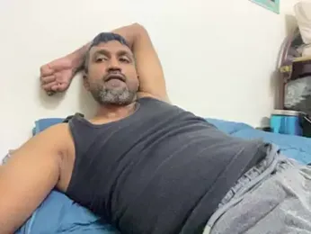 Black_Bull041988 — Stripchat recorded stream image, 13.03.2026 17:30