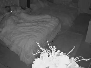 voyeurcam-house-charleys-room — Camsoda recorded stream image, 14.03.2026 00:20
