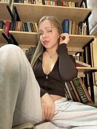 Liza_risky — Stripchat recorded stream image, 14.03.2026 12:30