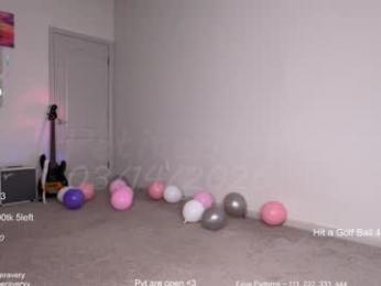 petitebrat — Chaturbate recorded stream image, 14.03.2026 18:40