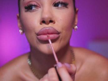 NatyDesiree — Bongacams recorded stream image, 07.03.2025 05:10