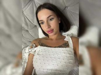 BabyDarii — Bongacams recorded stream screenshot (15 Mar 2026)