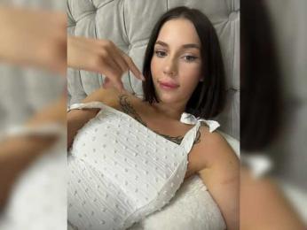 BabyDarii — Bongacams recorded stream screenshot (15 Mar 2026)