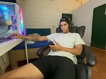 Max_TheHorseDick — Stripchat recorded stream image, 16.03.2026 01:50