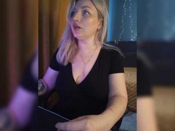 Tanysha-1 — Bongacams recorded stream image, 17.03.2026 04:30