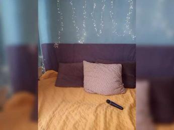 Tanysha-1 — Bongacams recorded stream image, 17.03.2026 04:30