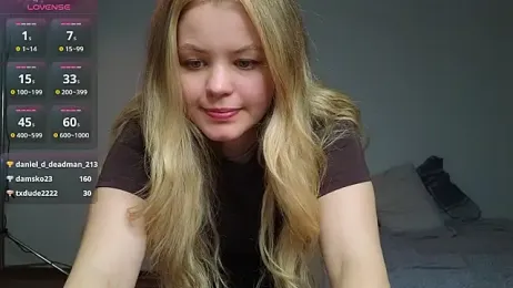 Milana15 — Stripchat recorded stream screenshot (17 Mar 2026)