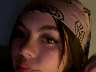 Leiza Thompson — Flirt4free recorded stream image, 17.03.2026 17:00