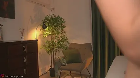 Alyonaqueen_ — Stripchat recorded stream screenshot (17 Mar 2026)