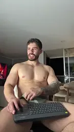 Valenthino_Salvatore — Stripchat recorded stream image, 18.03.2026 03:30