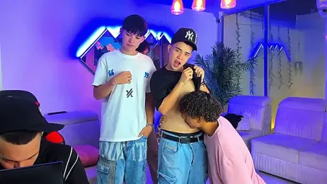 Houseofwarrios — Stripchat recorded stream screenshot (18 Mar 2026)