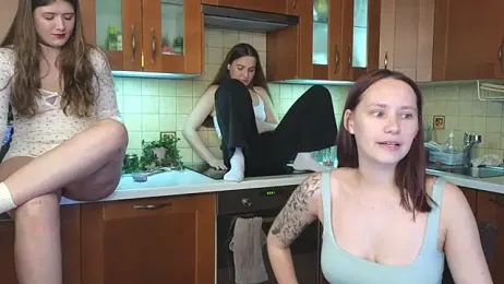 HotCaramellsTV — Stripchat recorded stream image, 18.03.2026 09:40