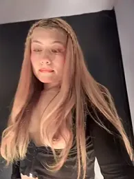 _Danna — Stripchat recorded stream image, 20.03.2026 11:10
