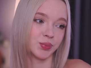 alinabailey — Camsoda recorded stream image, 20.03.2026 09:20