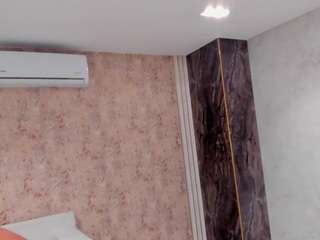 lenathompson — Camsoda recorded stream image, 01.02.2025 11:00