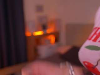 bllowjoyy — Camsoda recorded stream image, 22.03.2026 07:30