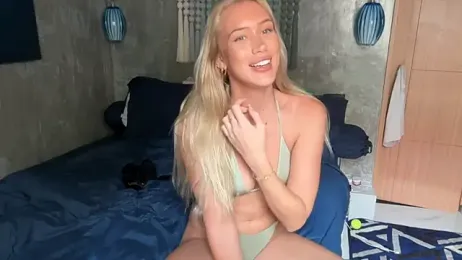 livsslife — Stripchat recorded stream screenshot (23 Mar 2026)